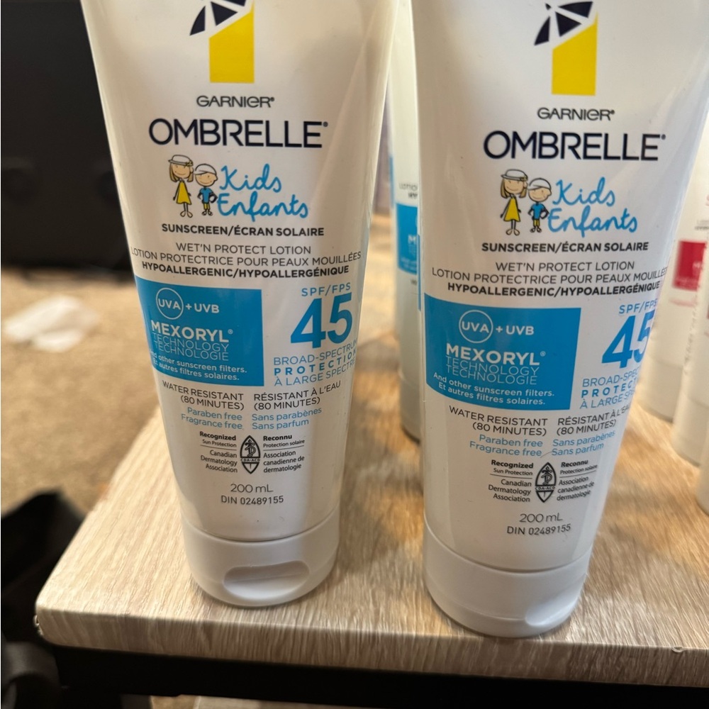 2 kids Garnier sunscreen SPF 45